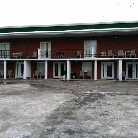 Clothier Mills Inn Kemptville Exterior photo